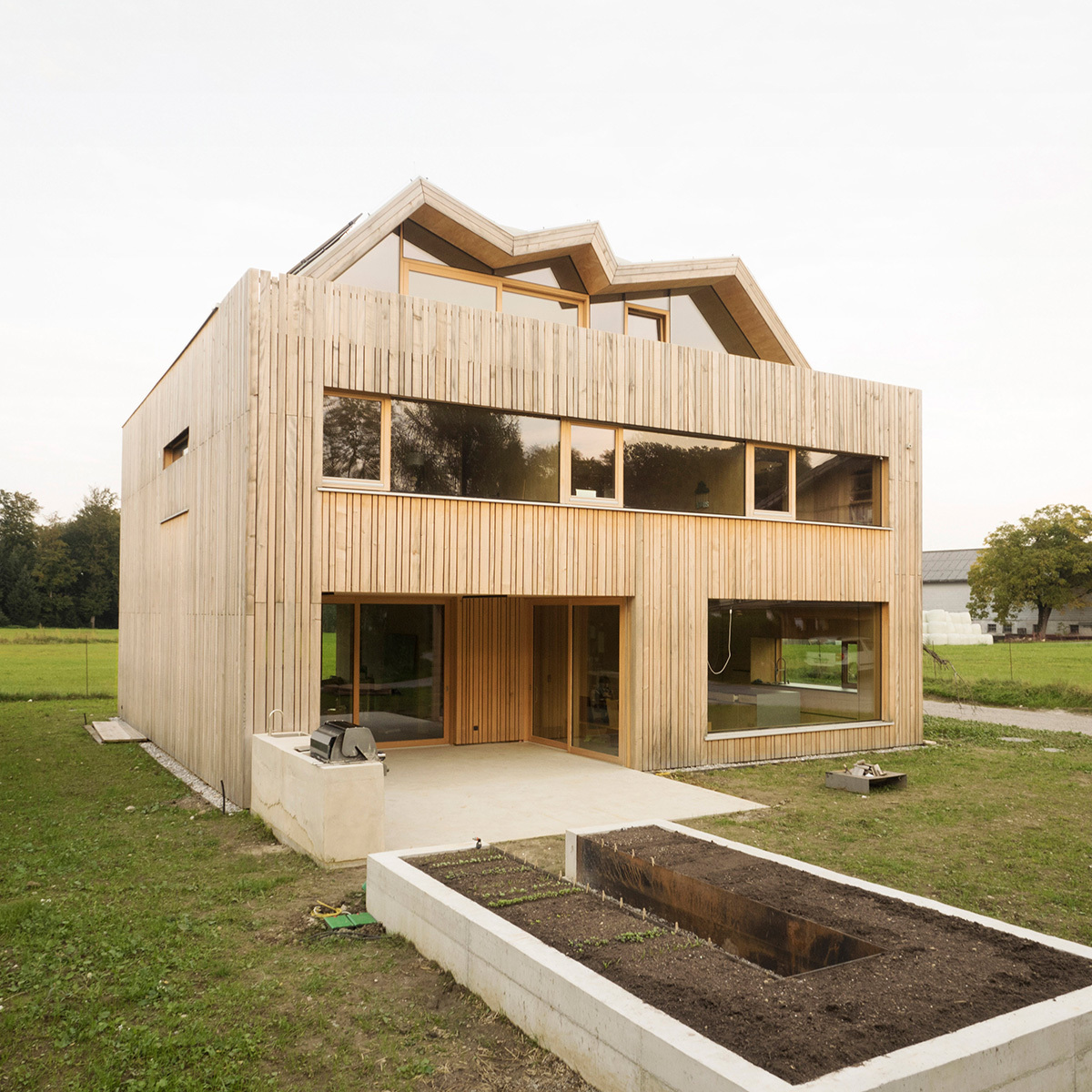 Aussen front KORR 1200x1200