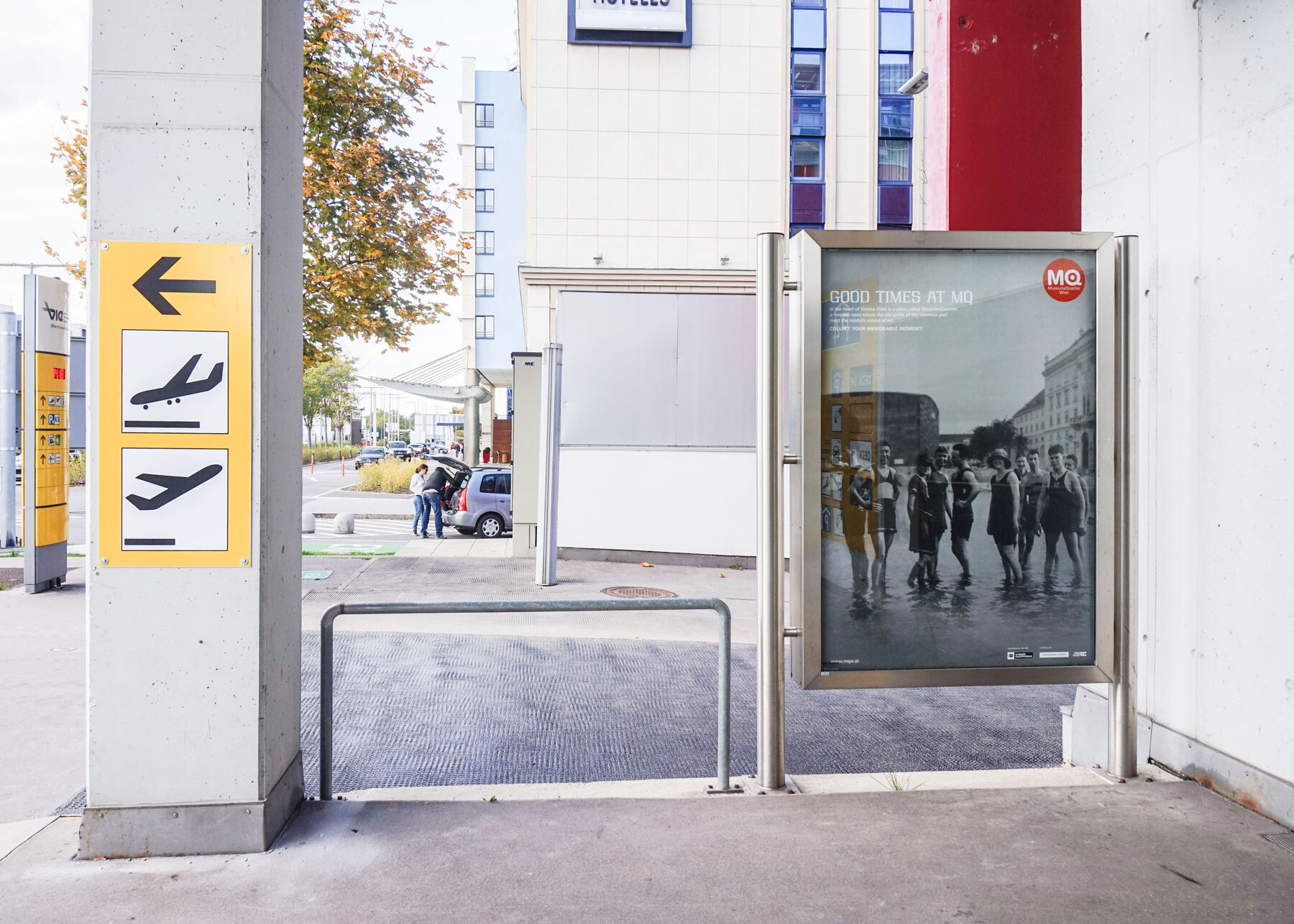 MQ ES OOH Flughafen 05 1800x1285px