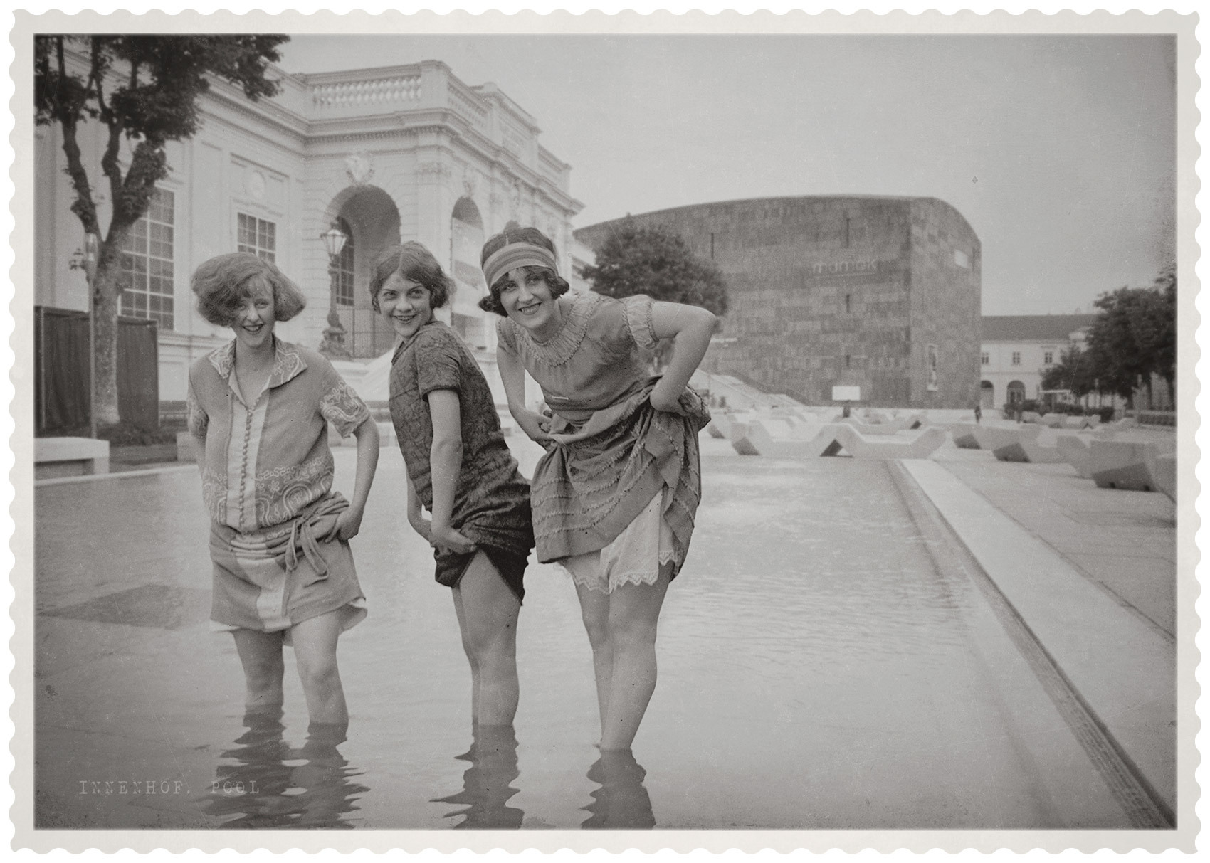 MQ ES postcards quer 01 1700x1213