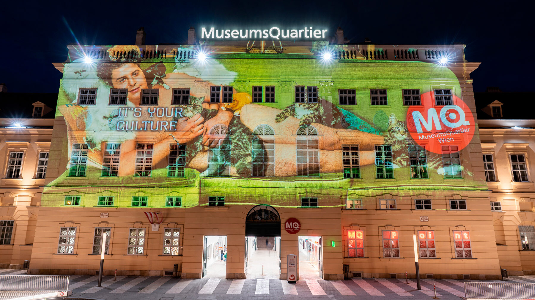 M Qx TP Lumine Projections MQ13 1800x1012px