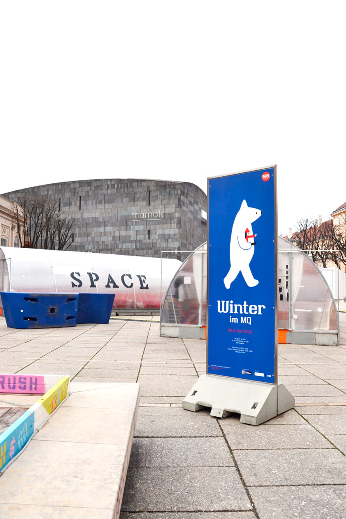 MQ Winter 2014 image outdoor 04