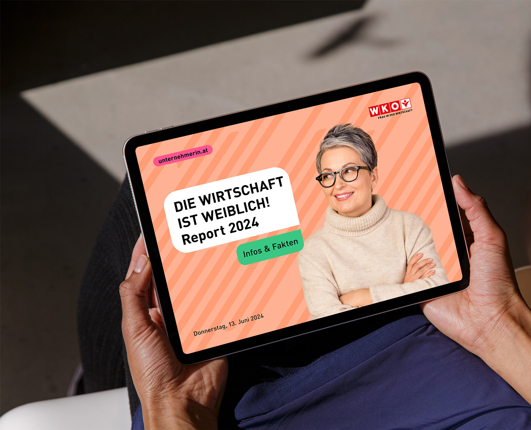 Fi W mockup ppt 1800x1459px