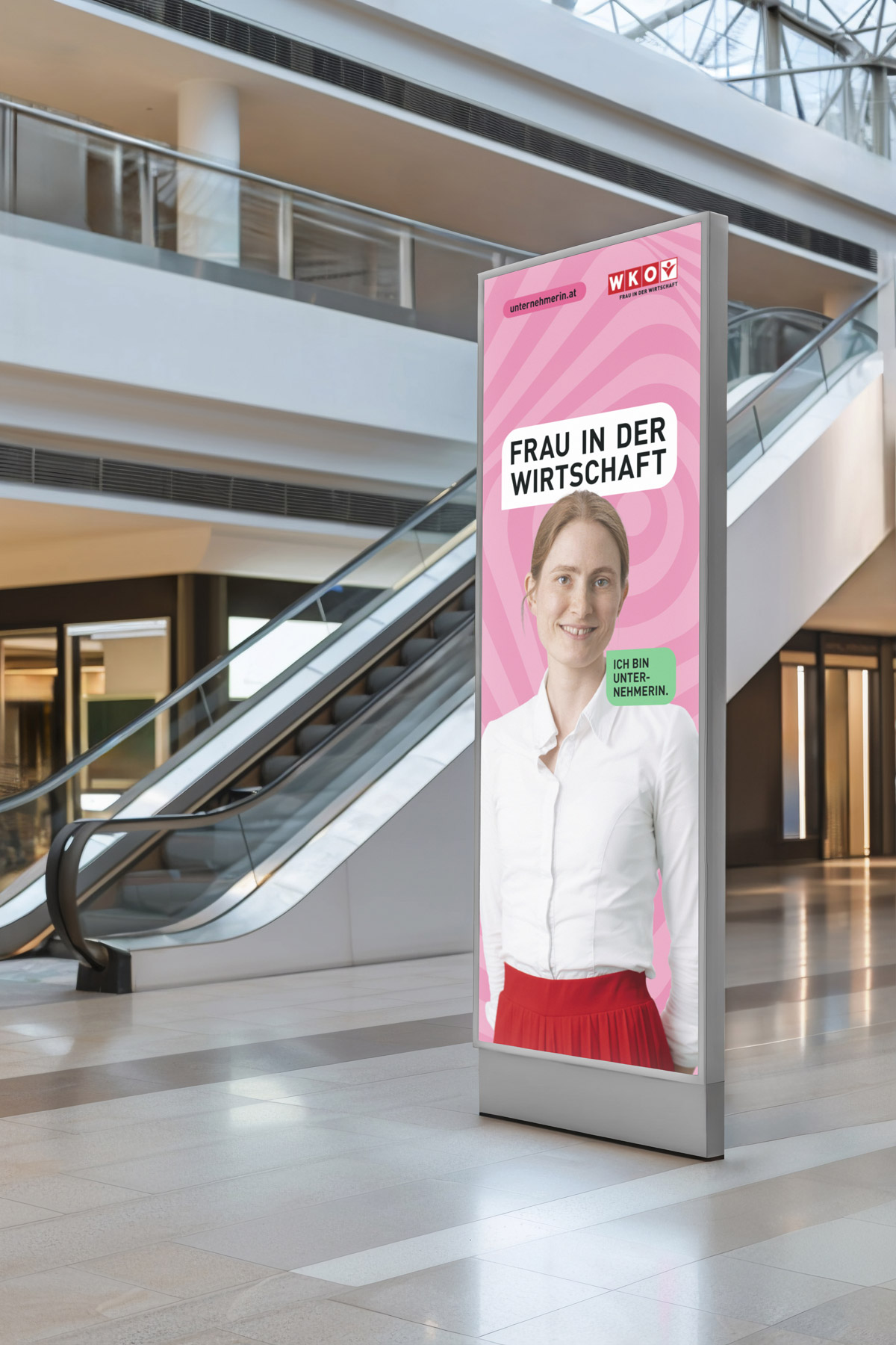 Fi W mockup rollup 1200x1800px