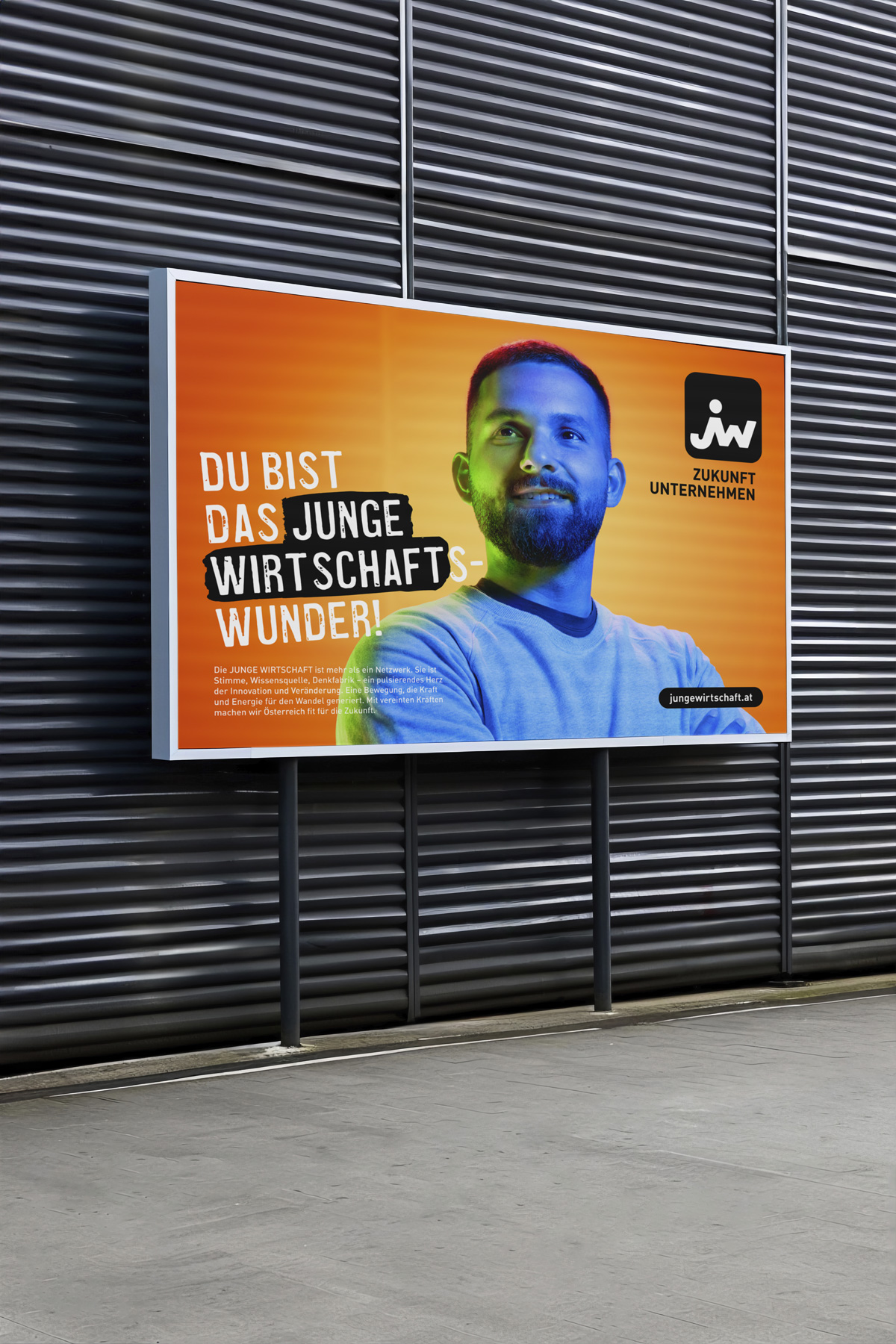 JW OOH 11042386 1200x1800